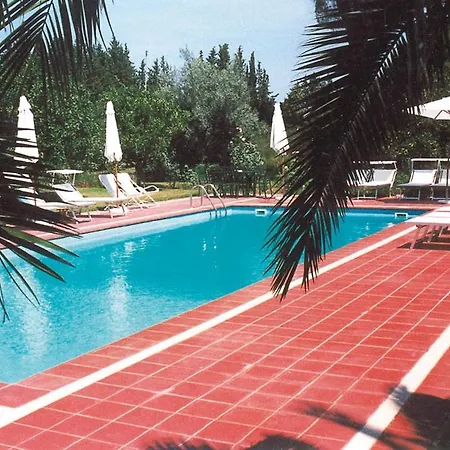 Sleeps 2 Pool Wifi *